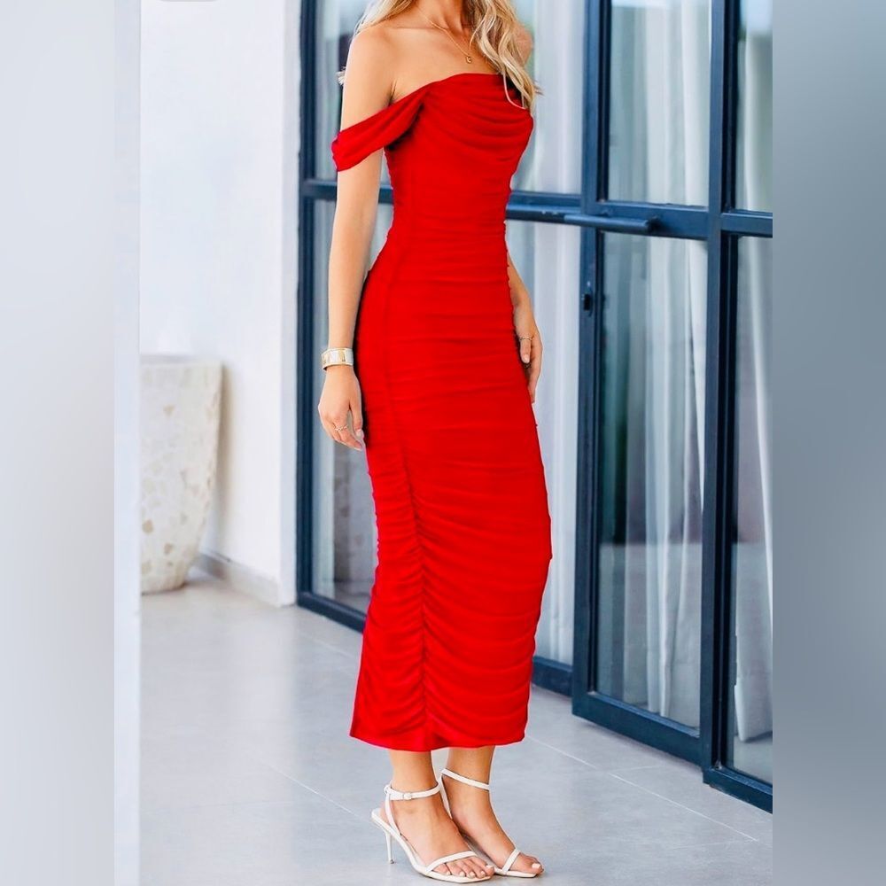 PrettyGarden Pretty Woman Brand New Red Strapless Dress